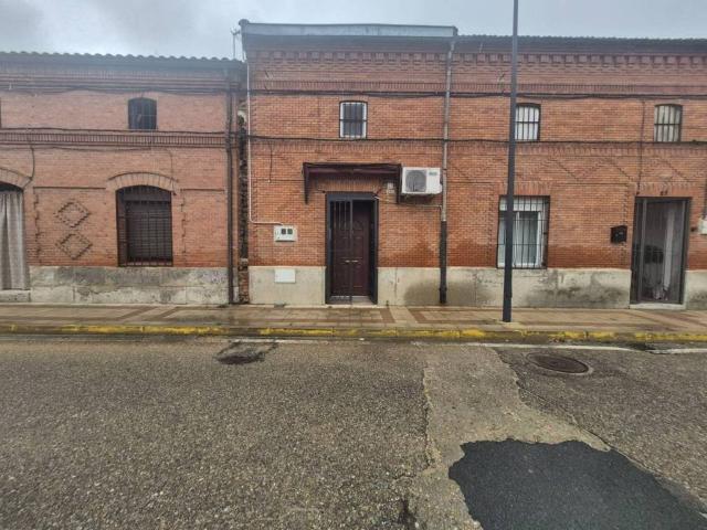 Casa en venta en Valdestillas, Castilla y León