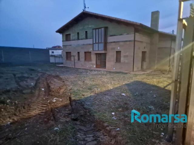 Casa en venta en Valdestillas, Valladolid