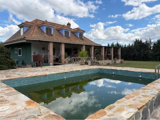 Casa en venta en Valdetorres De Jarama, Madrid