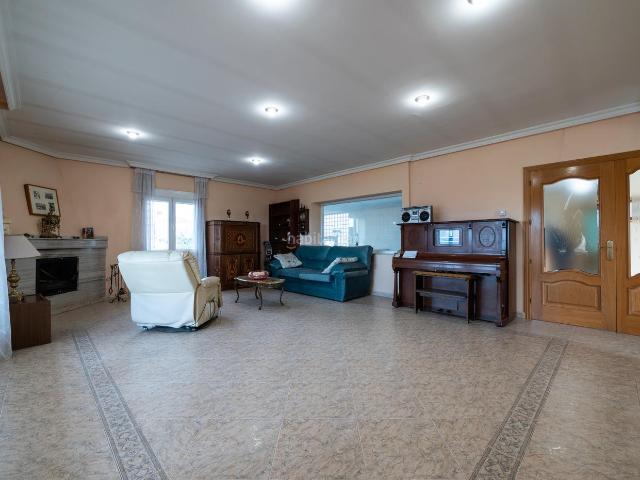 Casa en venta en Valdetorres De Jarama, Madrid