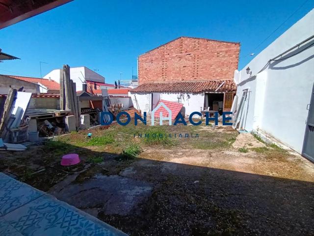 Casa en venta en Valdetorres, Extremadura