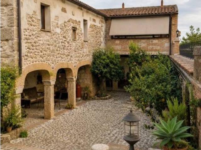 Casa en venta en Valdeverdeja, Castilla-La Mancha