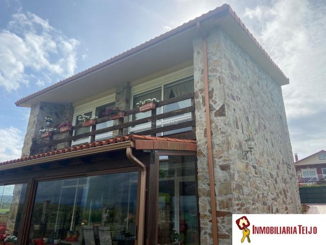 Casa en venta en Valdoviño, Ferrol