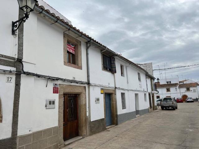 Casa en venta en Valencia De Alcántara, Extremadura