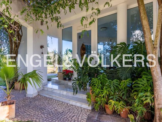 Casa en venta en Valencina De La Concepción, Andalucía