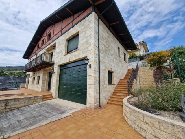 Casa en venta en Valle De Mena, Castilla y León