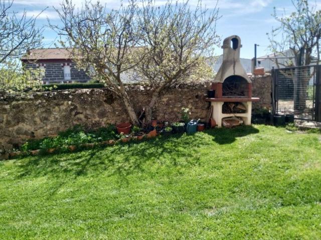 Casa en venta en Valle De Valdelucio, Castilla y León