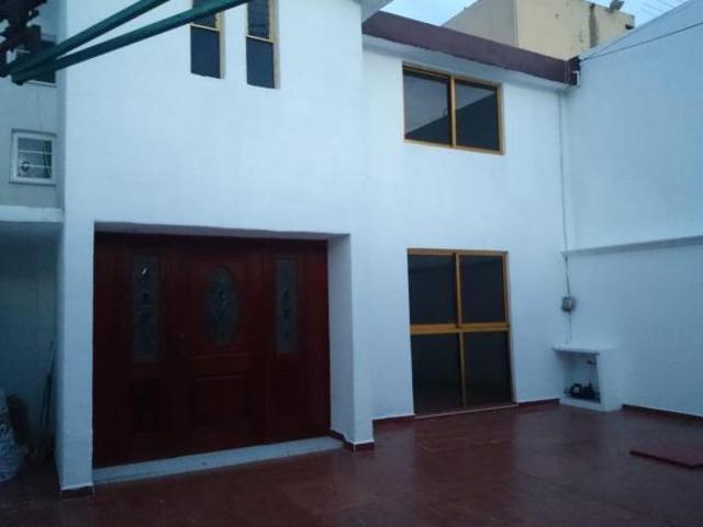 Casa en venta en Tlalnepantla De Baz, Estado de México
