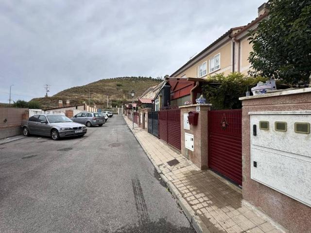 Casa en venta en Valverde De Alcalá, Madrid