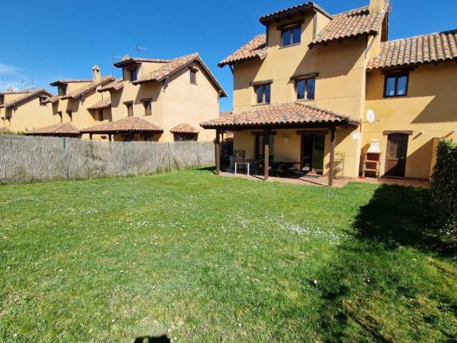 Casa en venta en Valverde De La Virgen, Castilla y León