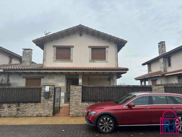 Casa en venta en Valverde De La Virgen, Castilla y León