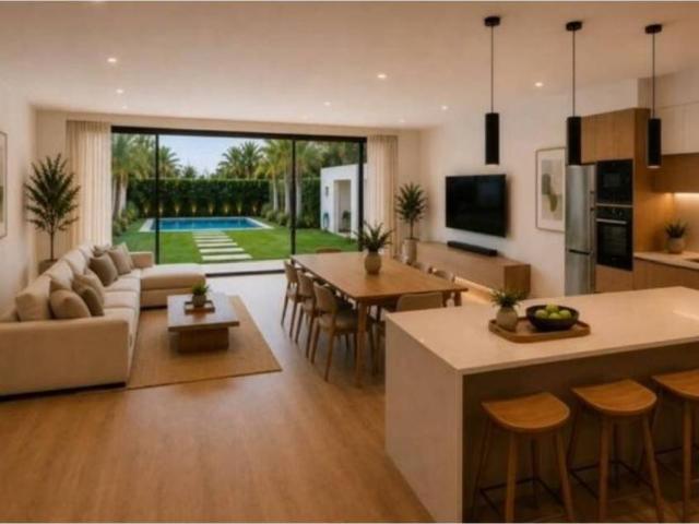 Casa en venta en Valverde del Camino, Huelva