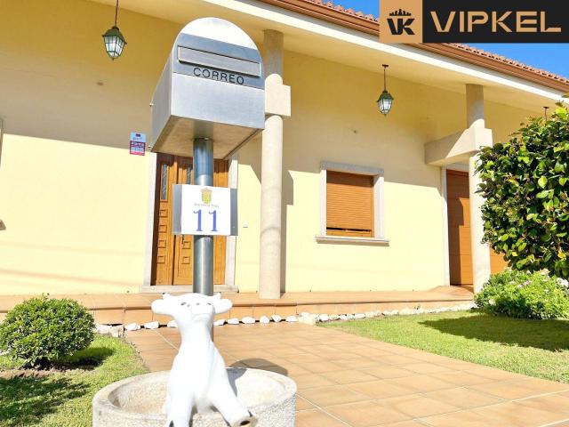 Casa en venta en Vedra, Santiago