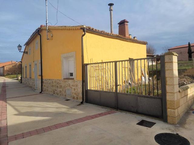 Casa en venta en Velamazán
