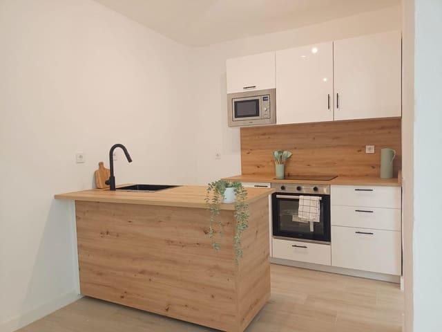 Casa en venta en Vélez-málaga, Capuchinos