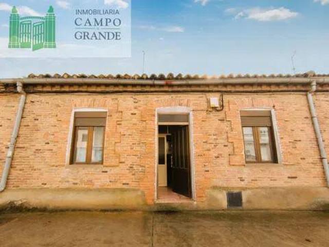 Casa en venta en Venta de Baños, Palencia
