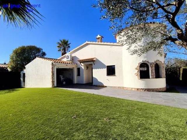 Casa en venta en Alt Empordà, Catalunya