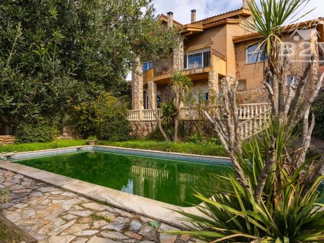 Casa en venta en Venturada, Madrid