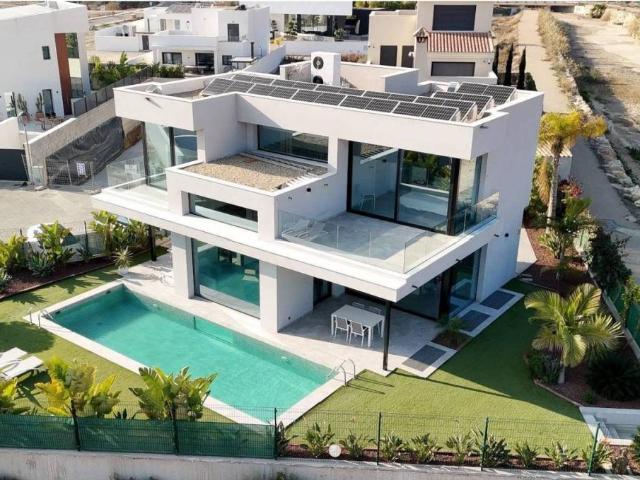 Casa en venta en Vera, Andalucía