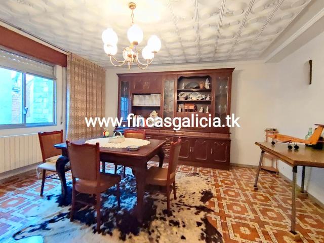 Casa en venta en Verín