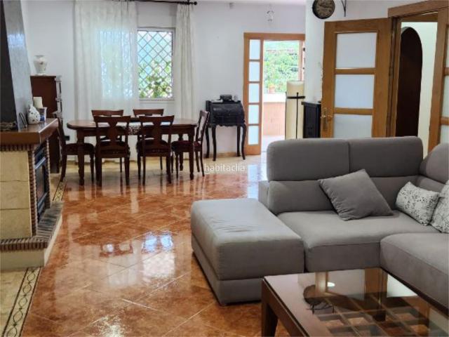 Casa en venta en Viator, Andalucía