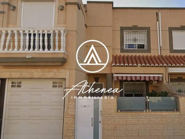Casa en venta en Vícar, Andalucía