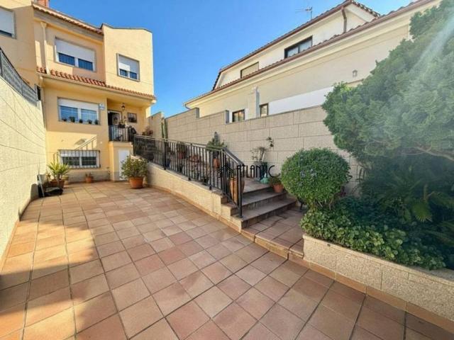 Casa en venta en Lavadores, Vigo