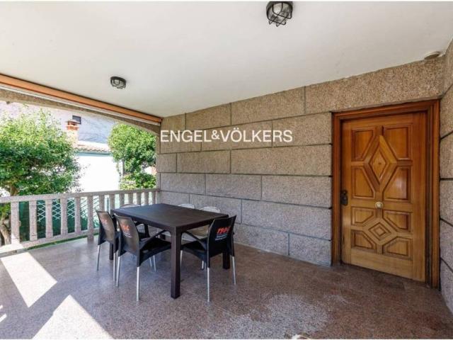 Casa en venta en Estrada Cortada, Vigo