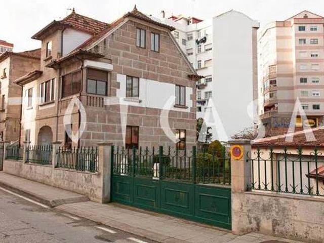 Casa en venta en Castrelos, Vigo