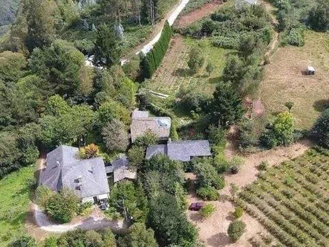 Casa en venta en Coruxo, Vigo