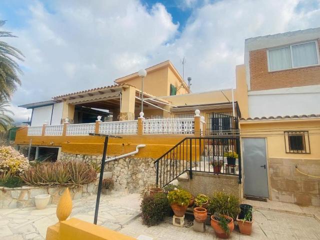 Casa en venta en la Marina Baixa, Valencia