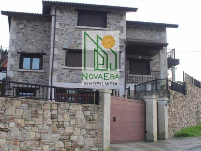 Casa en venta en Vilaboa