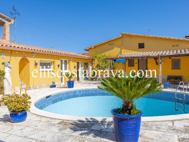 Casa en venta en Viladamat, Can Puig