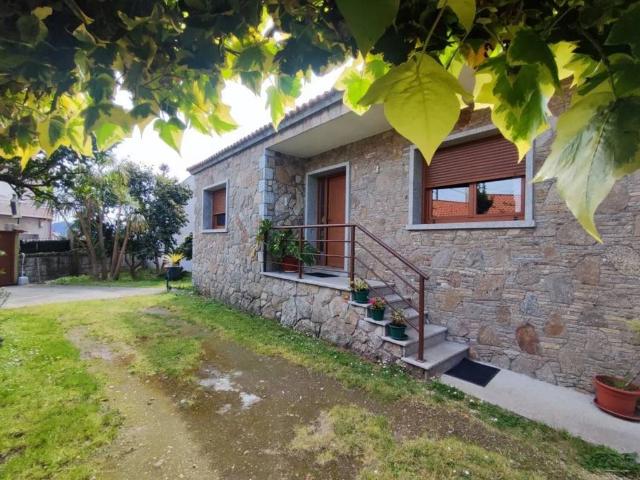 Casa en venta en Vilagarcía De Arousa