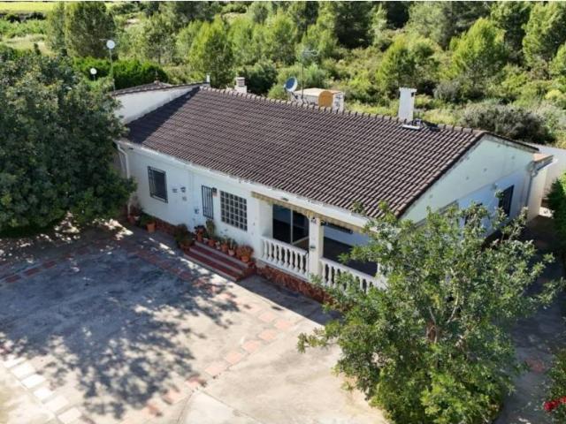 Casa en venta en el Camp de Túria, Valencia