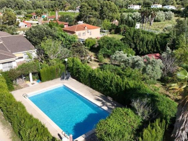 Casa en venta en el Camp de Túria, Valencia