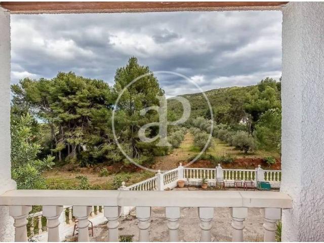 Casa en venta en el Camp de Túria, Valencia