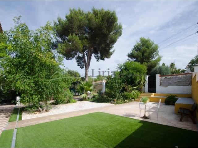 Casa en venta en Vilamarxant, València / Valencia