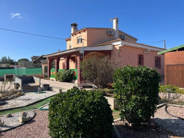 Casa en venta en Vilamarxant, València / Valencia