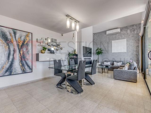 Casa en venta en Santa Maria, Garraf