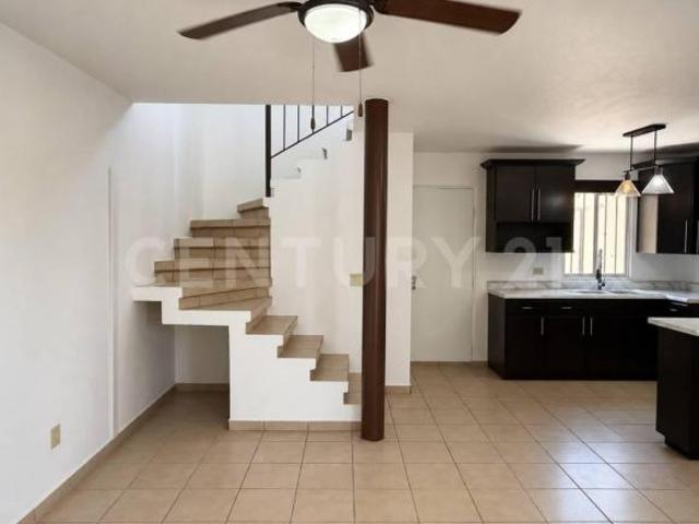 Casa En Condominio en venta en Ensenada, Baja California