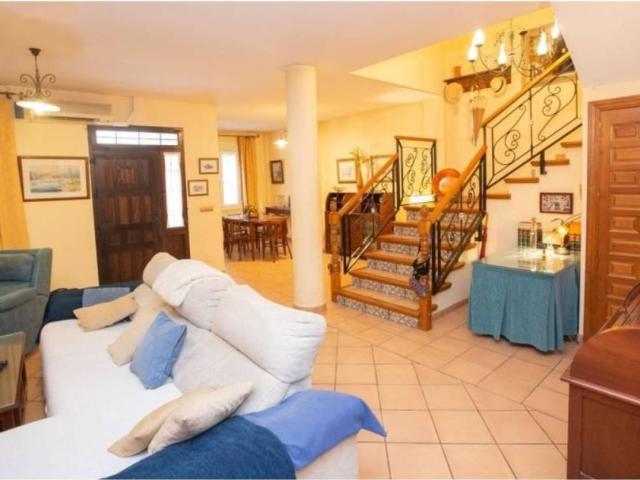 Casa en venta en Villacarrillo, Andalucía