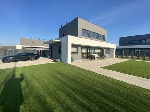 Casa en venta en Villalbilla, Madrid