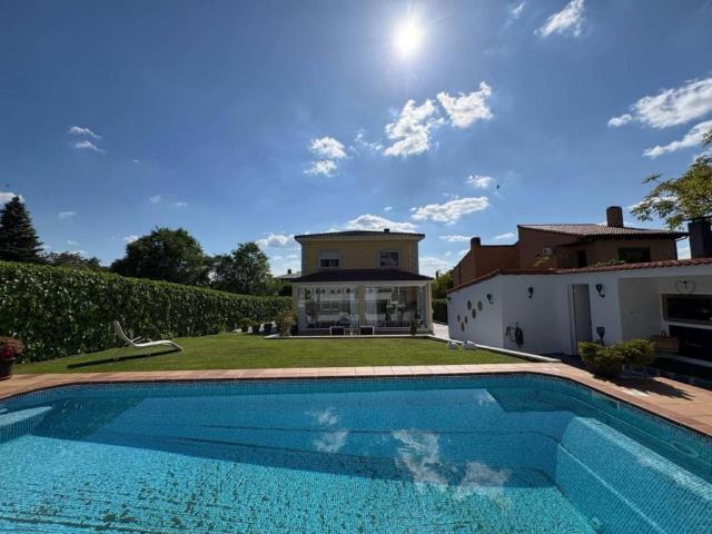 Casa en venta en Villalbilla, Madrid