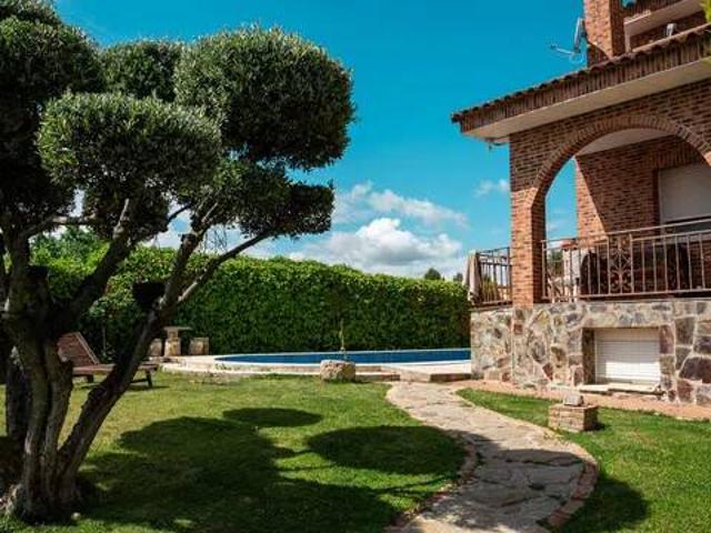 Casa en venta en Los Hueros, Villalbilla
