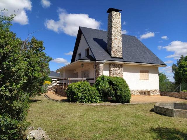 Casa en venta en Villalbilla
