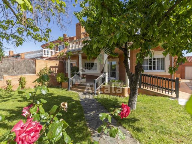 Casa en venta en Los Hueros, Villalbilla