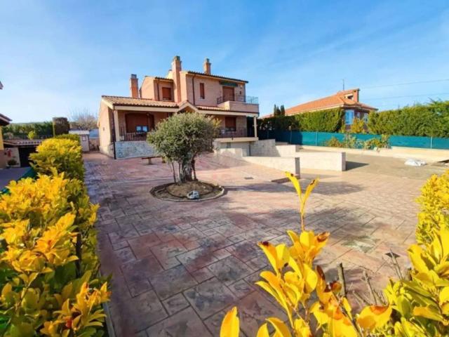 Casa en venta en Villalobón, Castilla y León