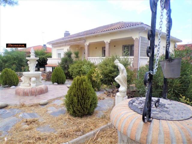 Casa en venta en Villaluenga De La Sagra