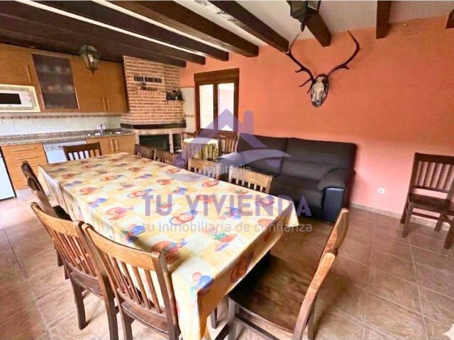 Casa en venta en Villaluenga De La Vega, Castilla y León